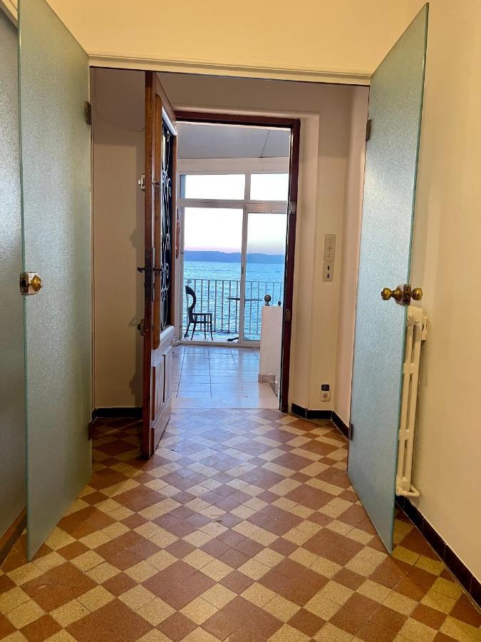 Splendid Sea Front Top Location Appartement